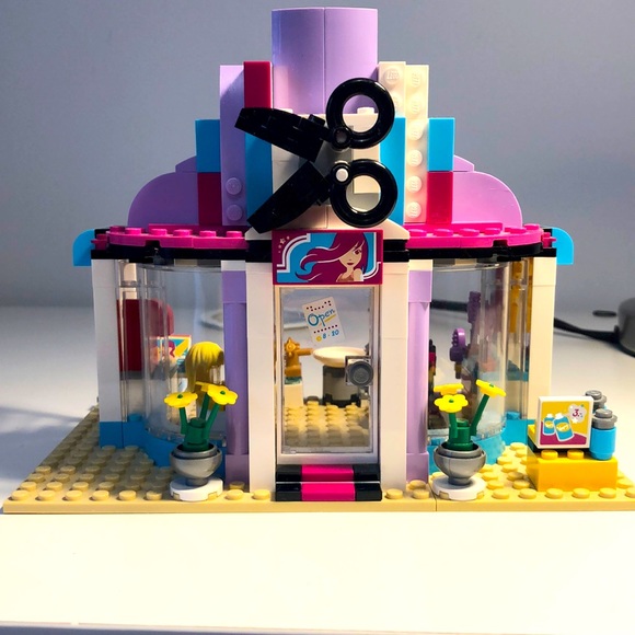 Lego friends Heartlake Hair Salon - Picture 1 of 4